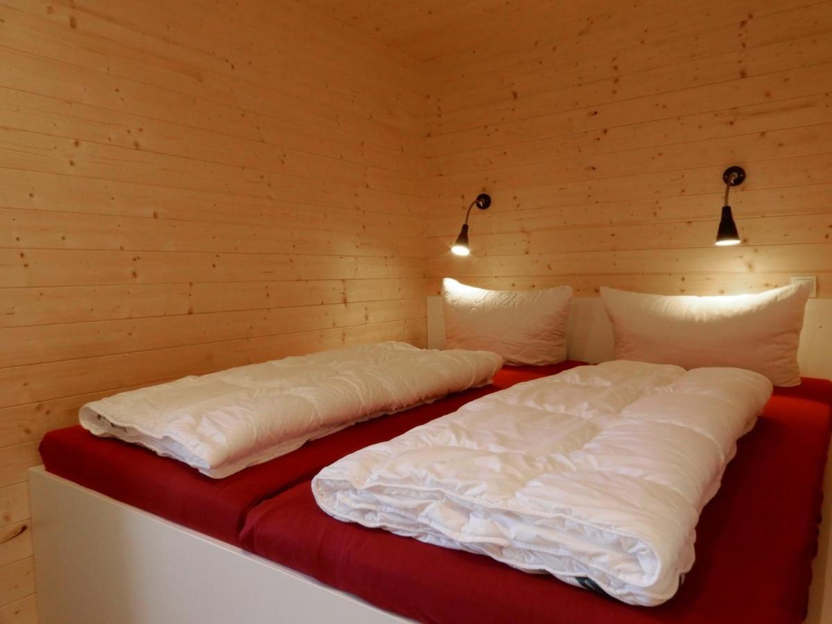 Schwarzes Holzferienhaus Mit Sauna -- Feldrain -- An Der Ostsee, Zierow Bei Wismar, 4-6 Personen エクステリア 写真